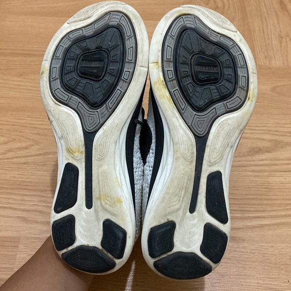 Nike Flyknit Lunar 3 - Womens Size 6 - Picture 5 of 6